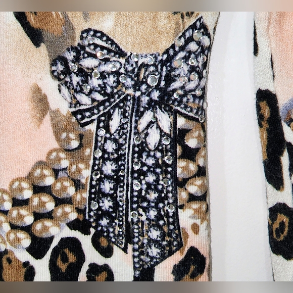 CACHE sizeS Leopard Print Pearl's Jewels & Bows Print Embellished w/ Rinestones - Picture 13 of 16